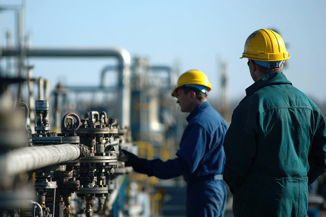 Oil experts performing due diligence on oil and gas pipelines